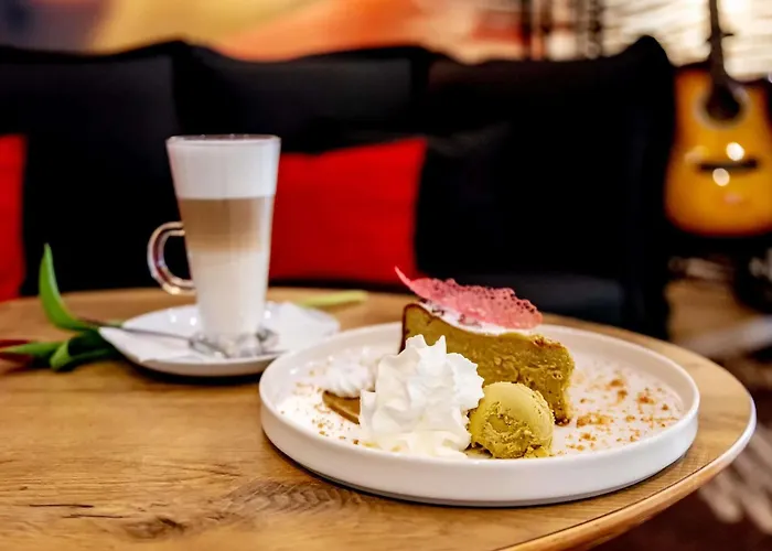 Ibis Stare 호텔 2*