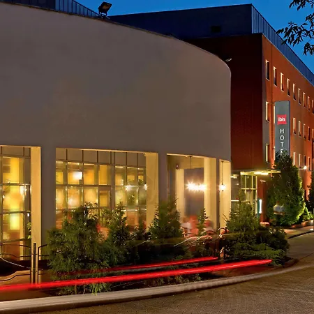 Ibis Stare Hotel 2*