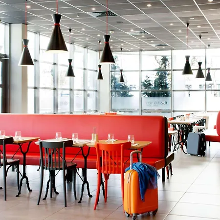 Ibis Stare Hotel 2*