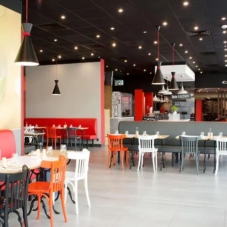 Ibis Stare Hotel 2*
