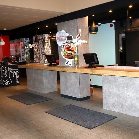 Hotel Ibis Stare 2*