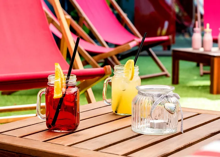 מלון Ibis Stare 2*